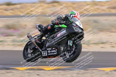 media/Dec-17-2022-SoCal Trackdays (Sat) [[224abd9271]]/Turn 15 (155pm)/